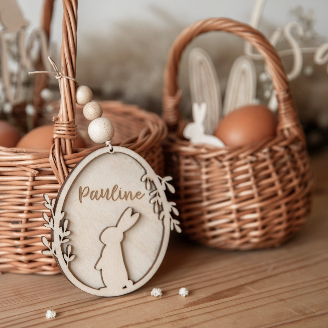Osterkorb mit personalisiertem Anhänger