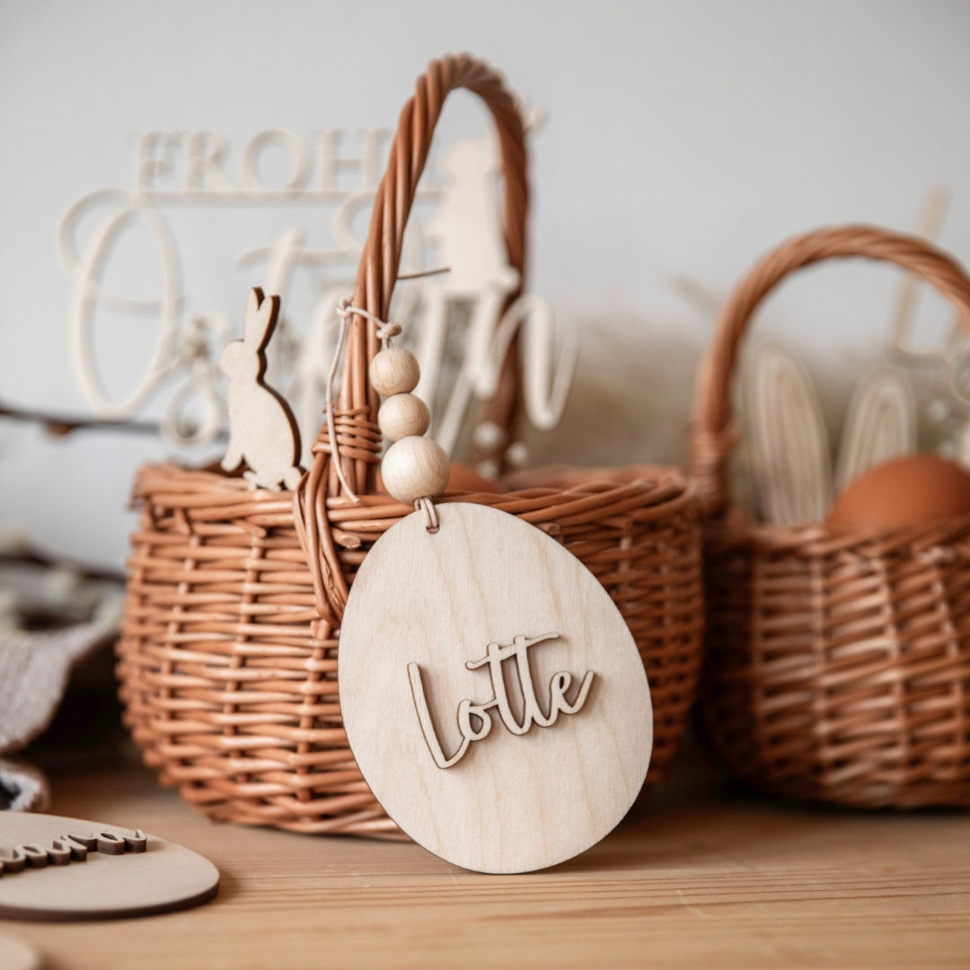 Osterkorb mit personalisiertem Anhänger