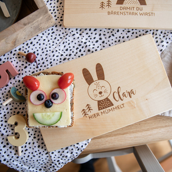 Frühstücksbrettchen Kinder mit verschiedenen Motiven 26x15 cm, Frühstücksbrettchen personalisiert, Holzbrett Kinder, Brettchen Kinder, Hase
