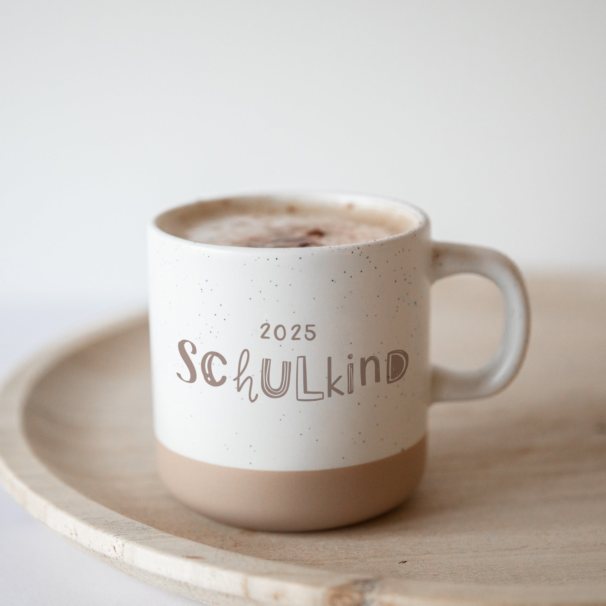 Personalisierte Tasse mit „Schulkind“ & Jahreszahl