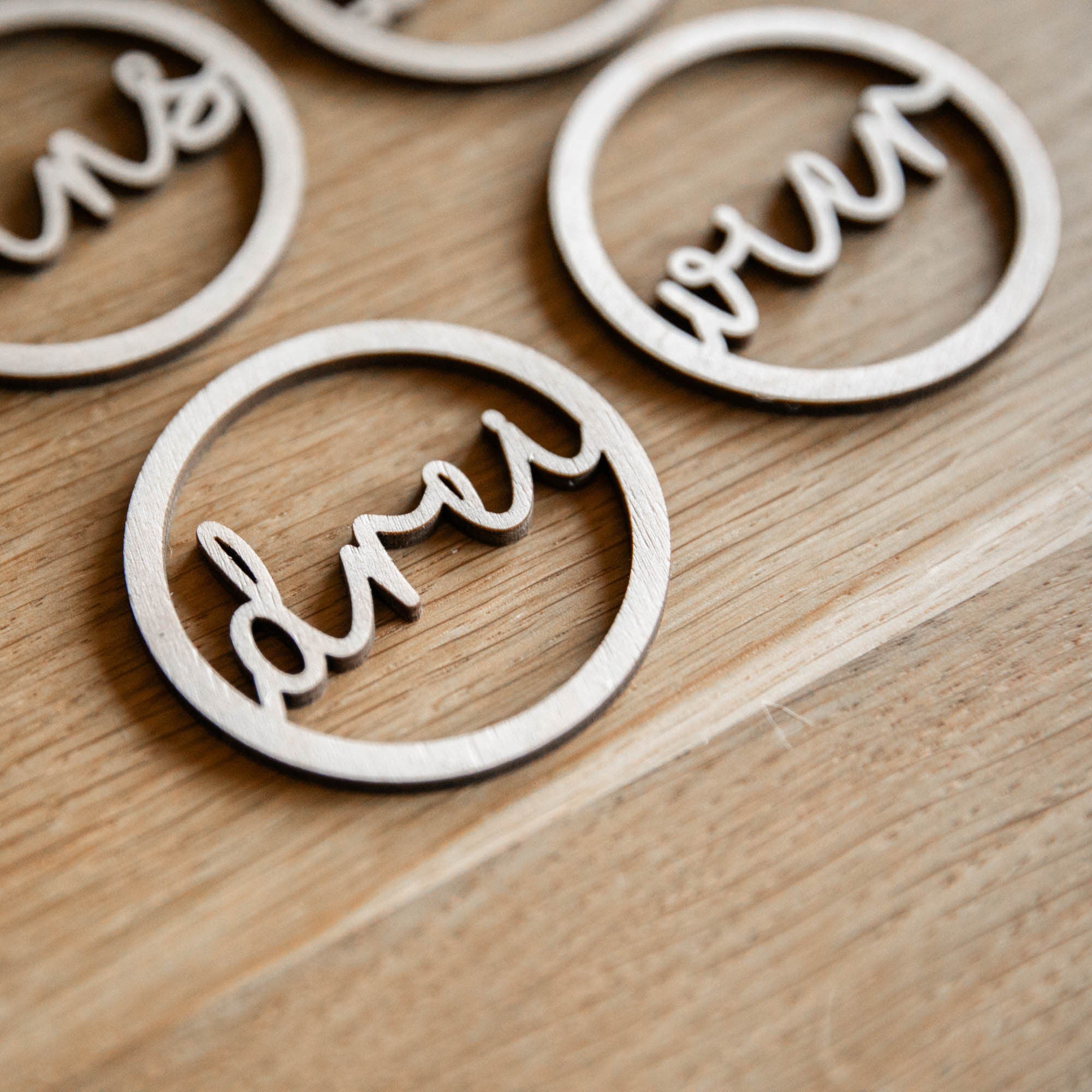 Laserhelden Shop - Zahlen aus Holz für den Adventskranz