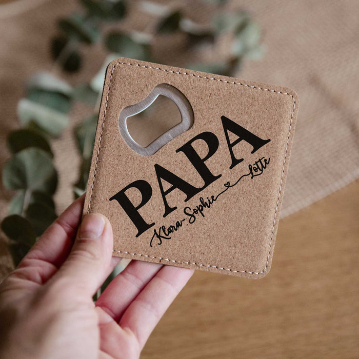 Personalisierter Flaschenöffner mit Gravur - Papa / Kork Untersetzer mit integriertem Öffner / Geschenk Papa / Vatertagsgeschenk / Kapselheber