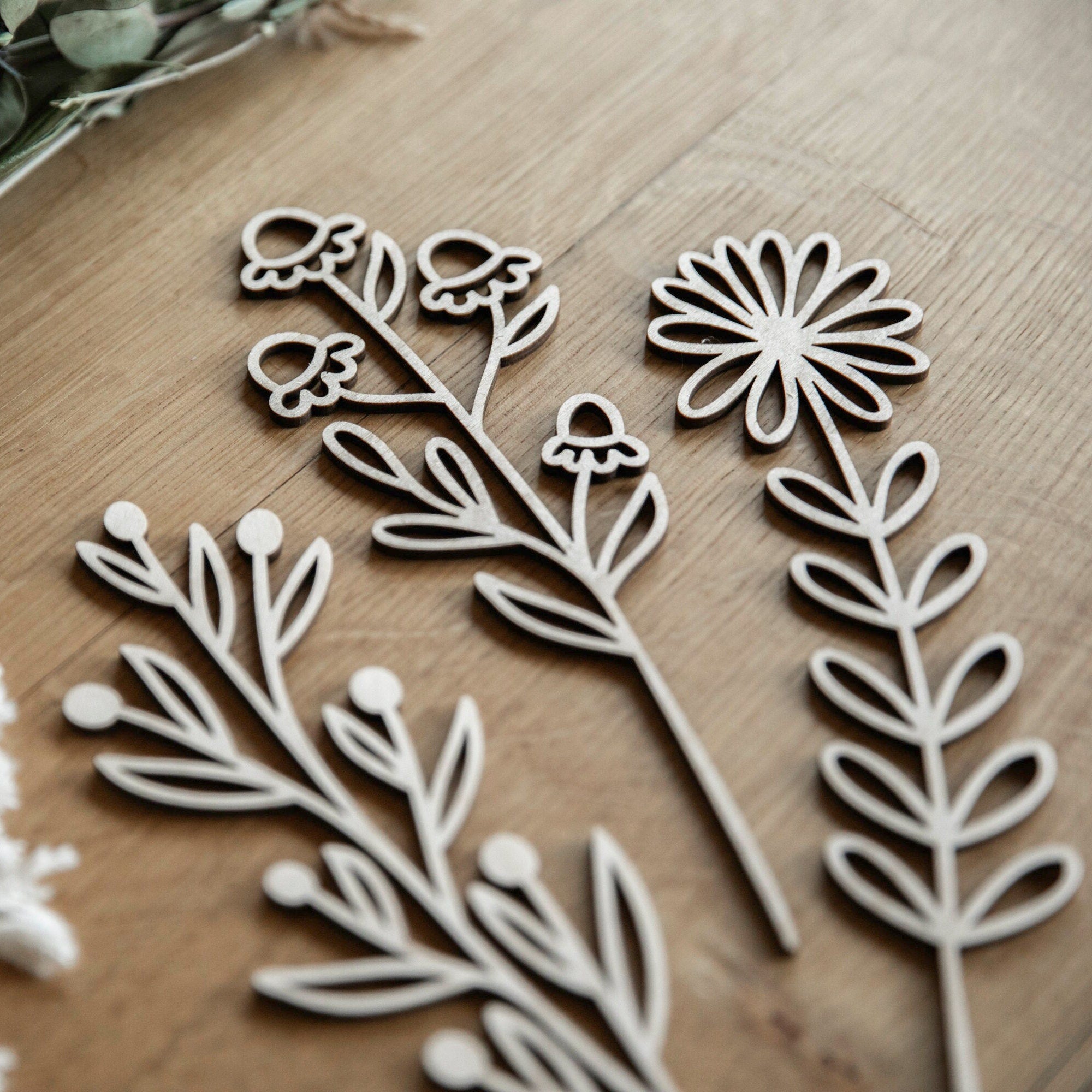 Holzblumen Basteldekoration / Trockenblumen Tischdeko / Mitgebsel Geschenk / Muttertag Geschenkidee / Oma Geburtstag / Blumen aus Holz