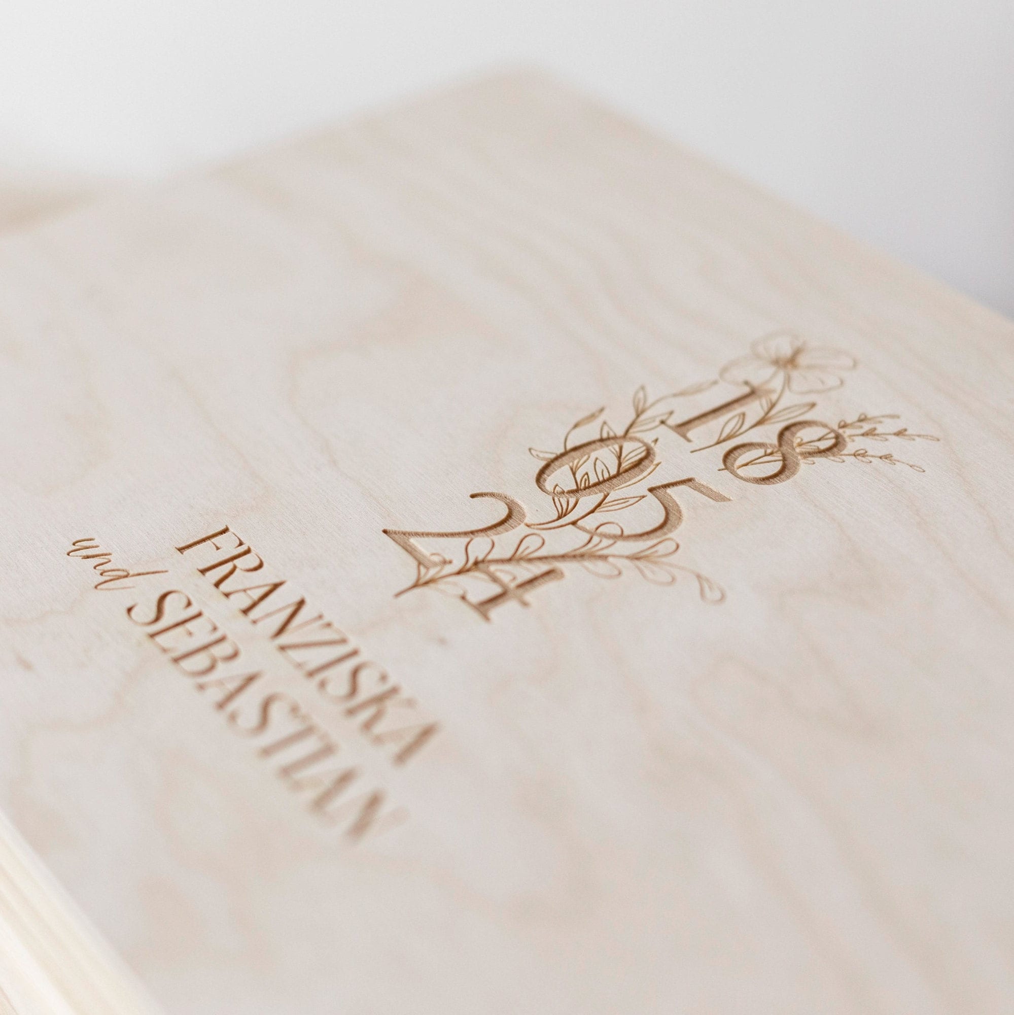 Erinnerungskiste Hochzeit / Personalisierte Holzkiste Glückwunschkarten / Geschenk Hochzeitsdatum /Geschenketisch Karten Aufbewahrung