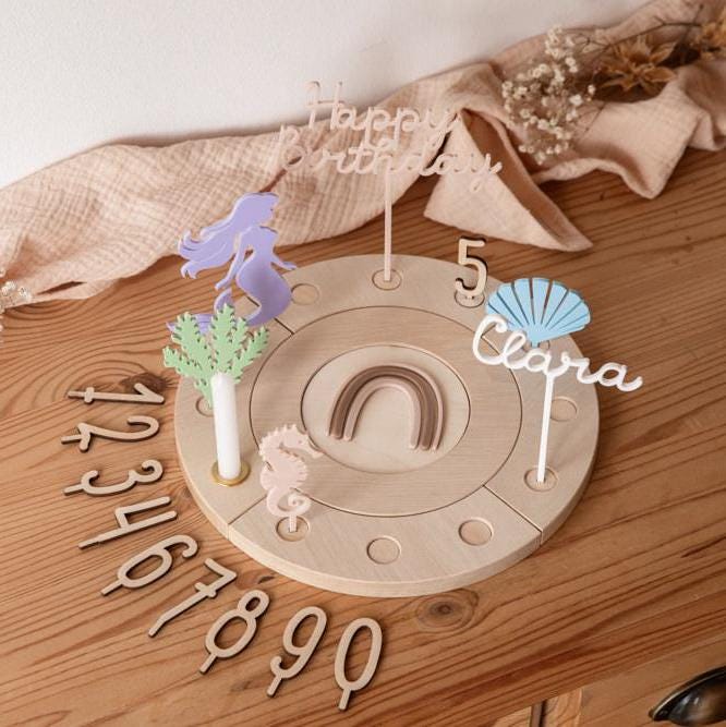 Personalisierter Geburtstagsteller Unterwasser für Mädchen / Bunter Geburtstagskranz aus Holz mit Gravur / Kindergeburtstag Meerjungfrau