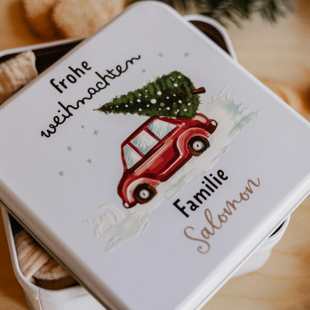 Personalisierte Keksdose Weihnachten mit Namen â quadratische Metalldose mit Motivwahl Rentier, Tannenbaum, HĂ€user oder EisbĂ€r