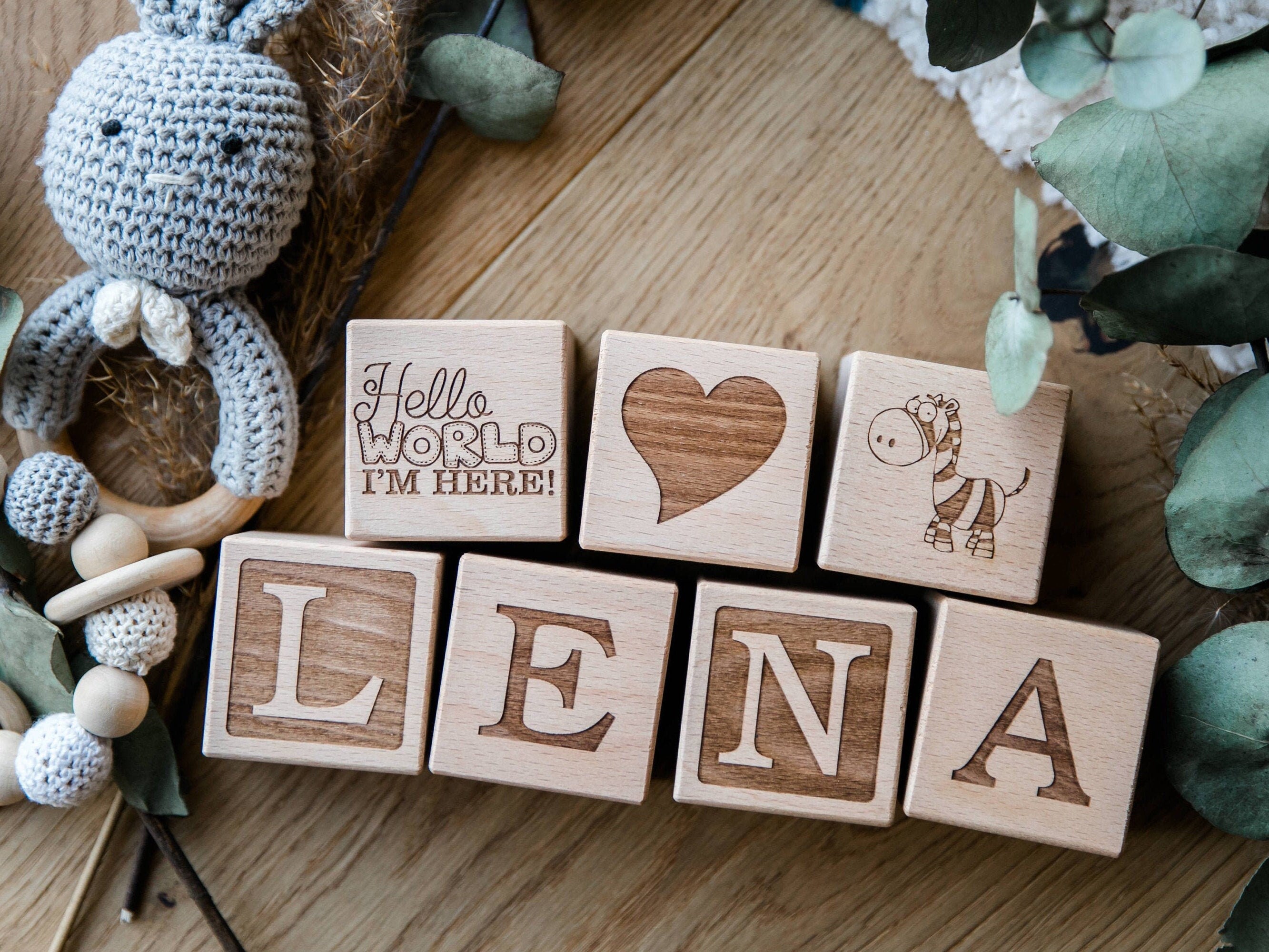 Holzwürfel mit Gravur - Buche 5cm - Geschenk zur Geburt / Geburtstag - Baby Geschenk personalisiert - Holzwürfel Baby - Buchstabenwürfel