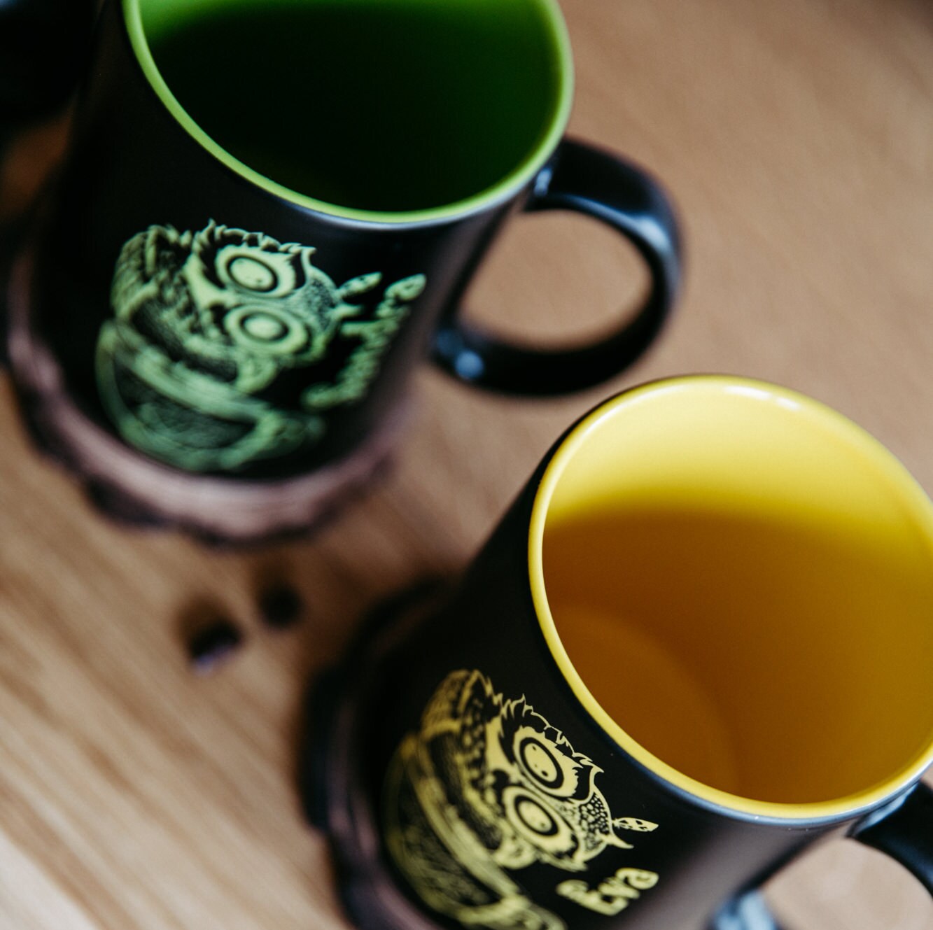 Tasse "Eule" personalisiert mit deinem Namen - Keramiktasse mit wählbarer Farbe und Lasergravur
