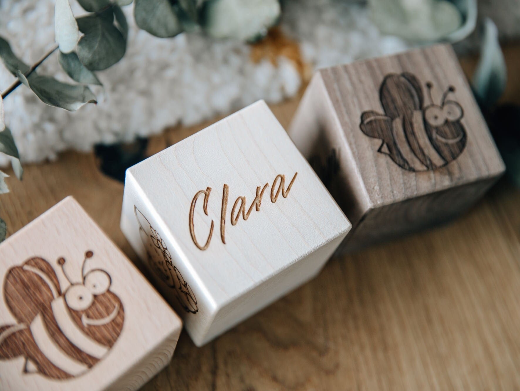 Großer Holzwürfel zur Geburt mit Gravur auf 4 Seiten / 6cm / verschiedene Holzarten / Geschenk Geburt / Babygeschenk personalisiert