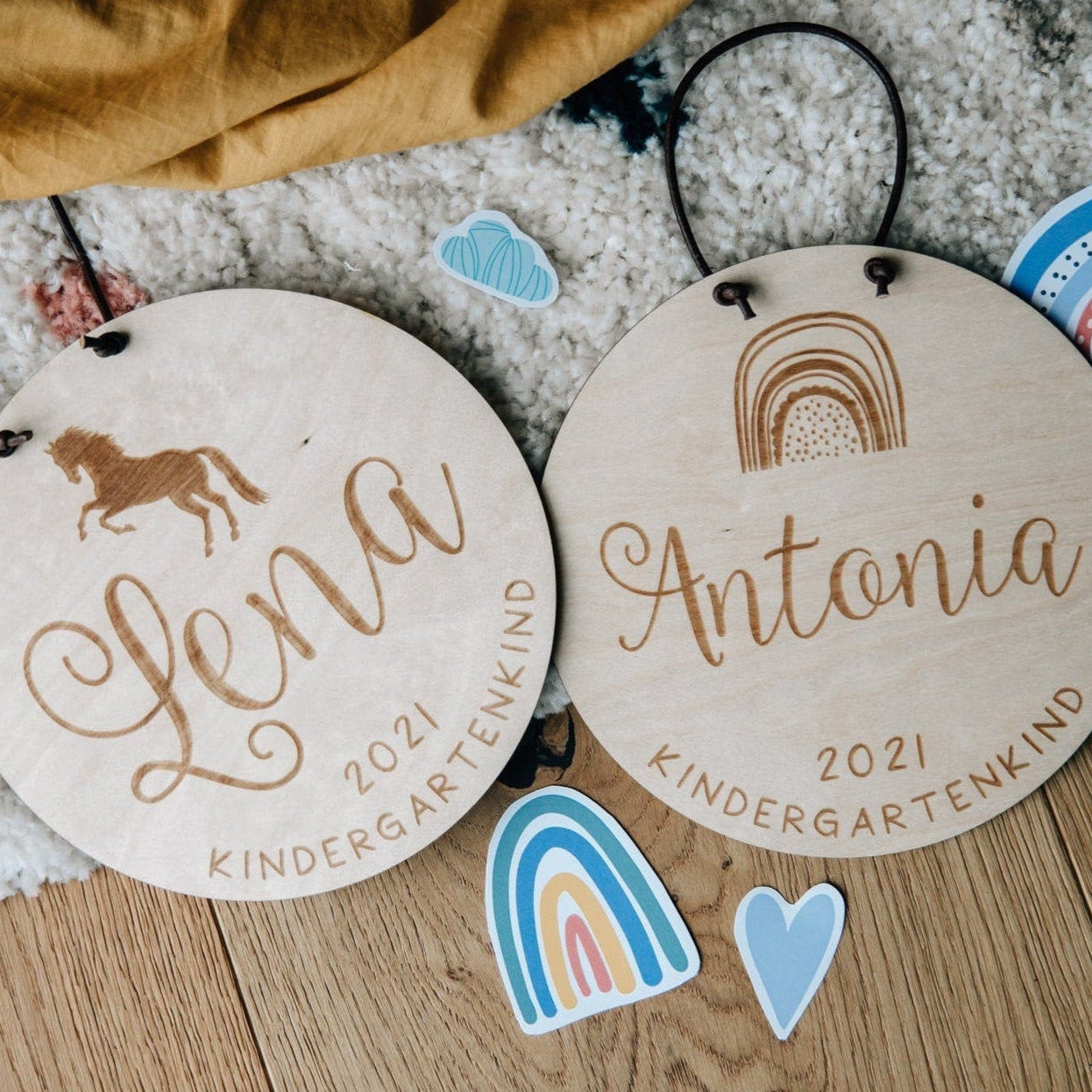 Kindergartenkind Holzschild / Personalisiertes Türschild / Geschenk zum Kindergartenstart