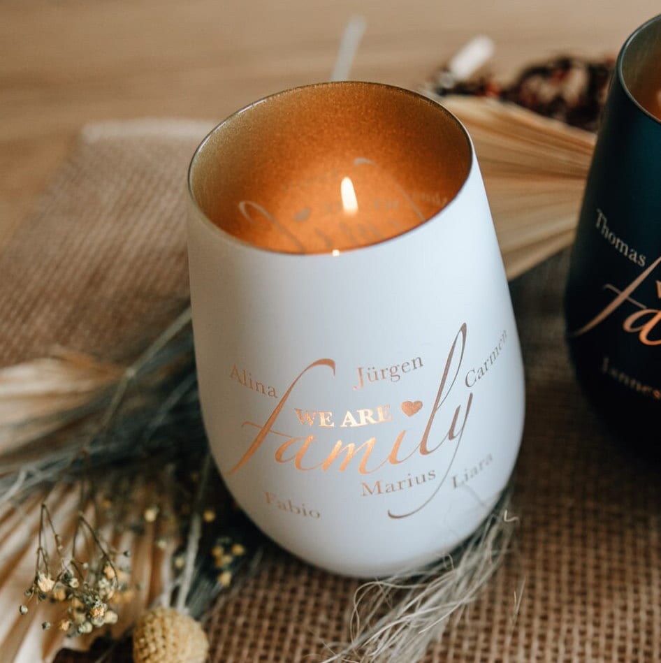 Personalisiertes Windlicht - Familie "we are family" Kristallglas / Erinnerungslicht mit Wunschnamen / personalisiertes Geschenk Familie