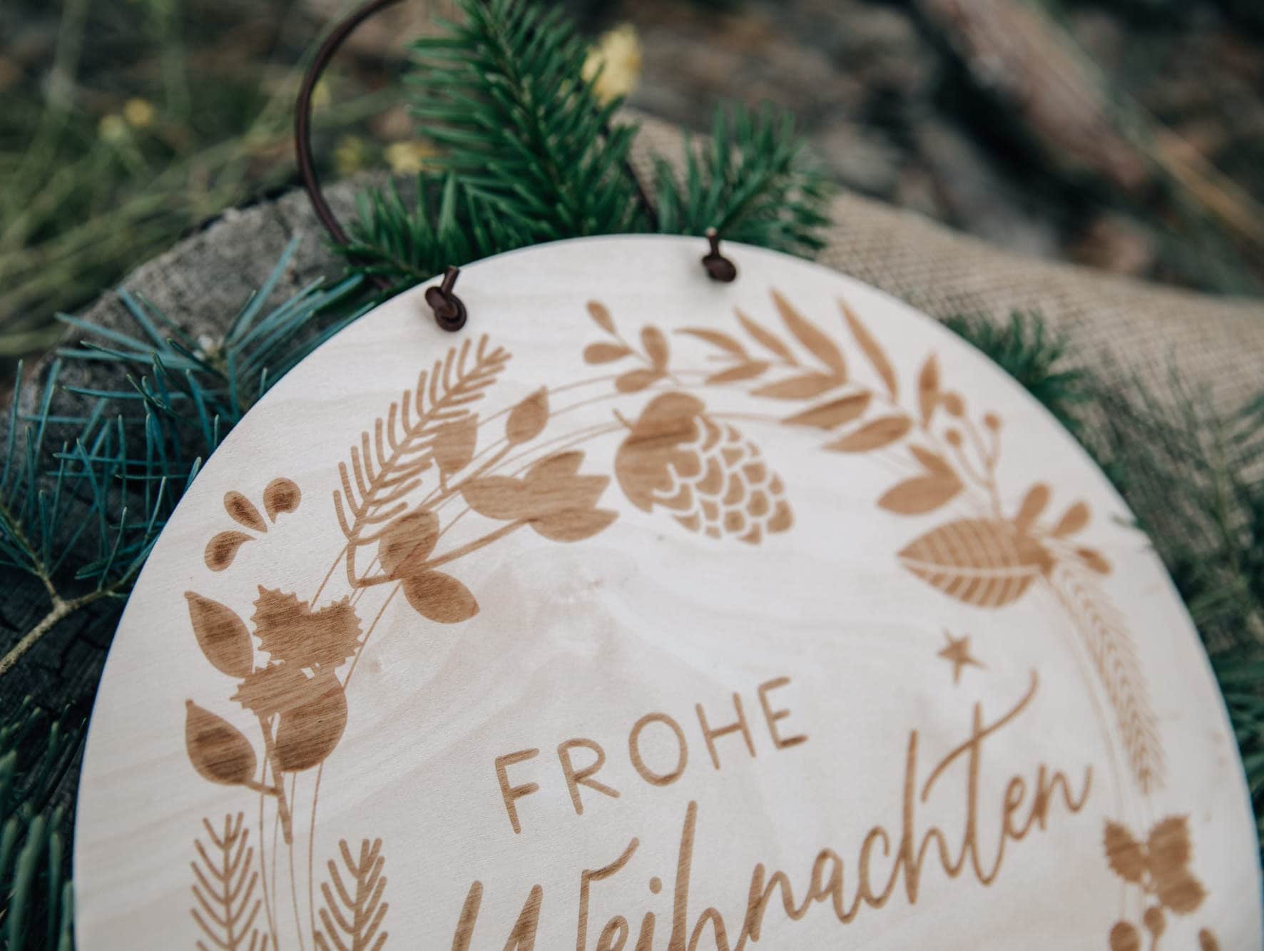 Eingangsschild aus Holz - Frohe Weihnachten - in verschiedenen Größen
