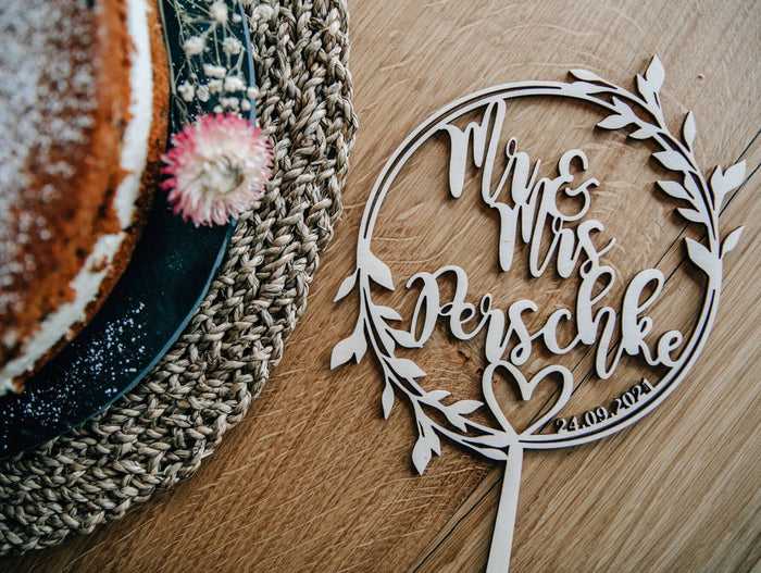 Caketopper für Hochzeit personalisiert mit Namen und Datum / Tortenstecker Hochzeitstorte / Kuchenstecker Hochzeit