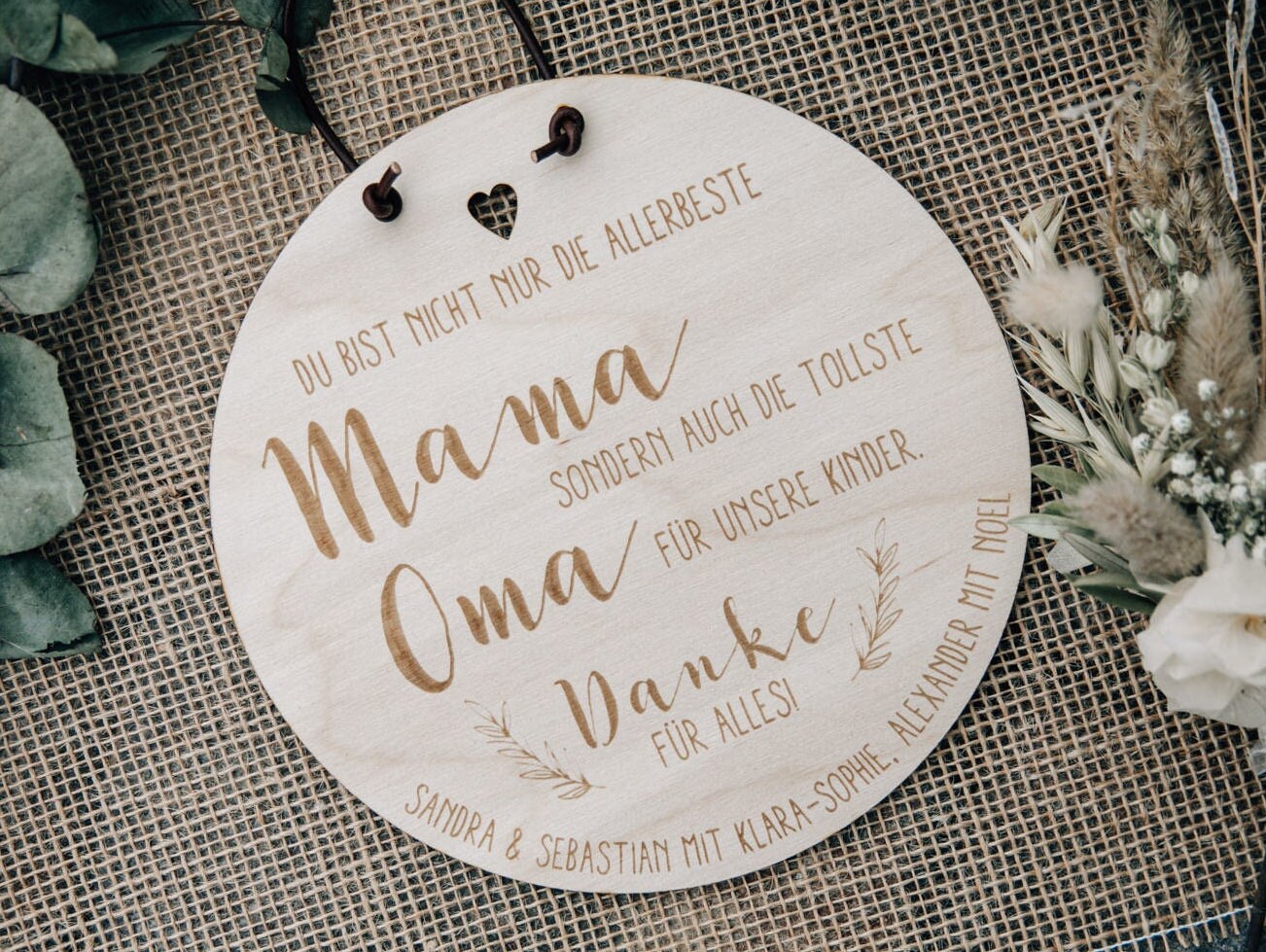 Personalisiertes Holzschild für den Muttertag - Geschenkidee Mama / Oma