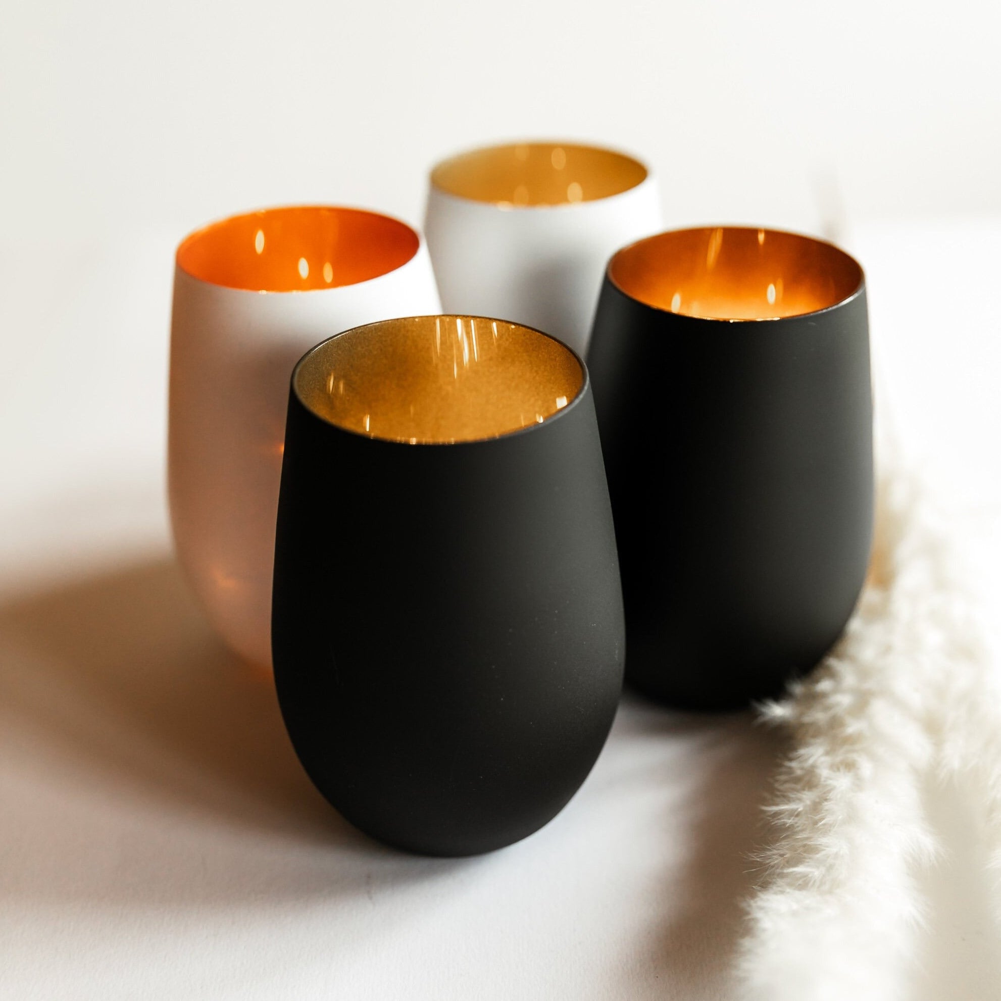 Personalisiertes Windlicht aus Glas mit Wunschtext auf der Rückseite