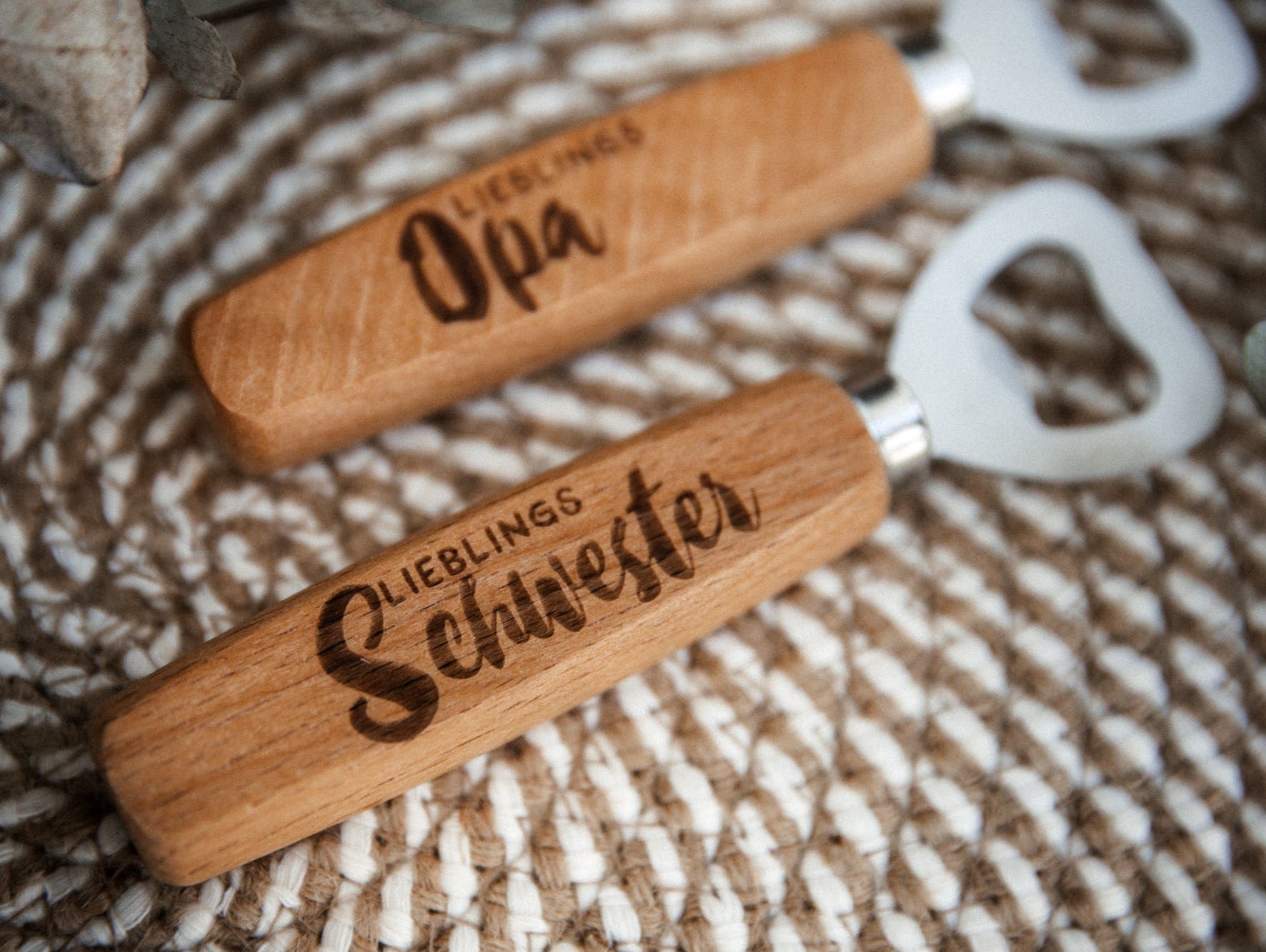 Lieblingsmensch Flaschenöffner aus Holz "Buche" / Personalisiert mit Namen