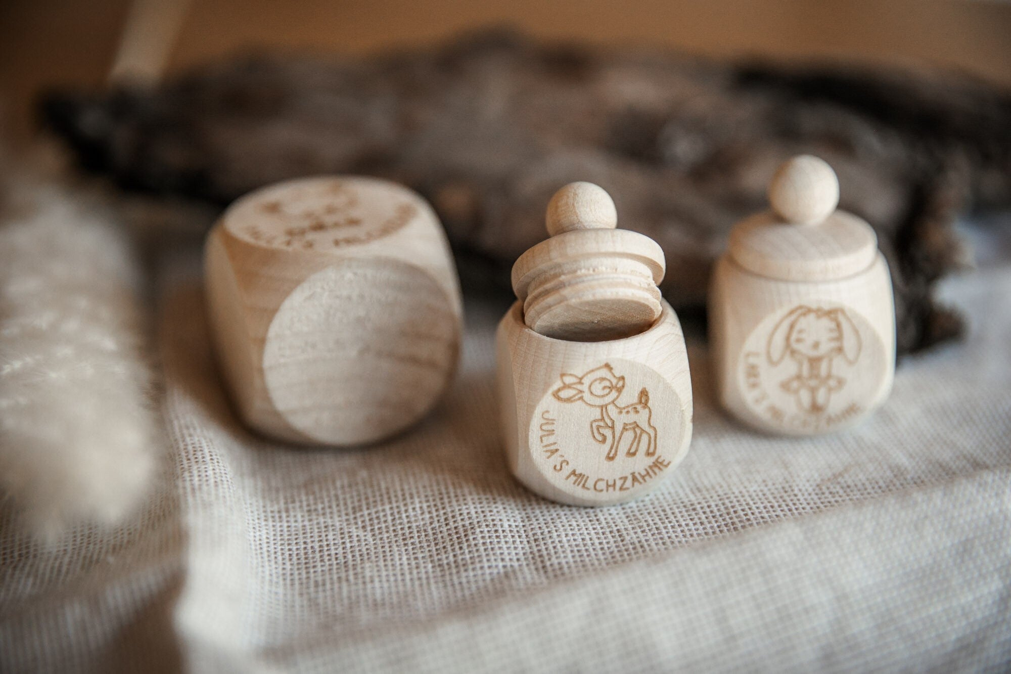 Personalisierte Zahndose mit Namen und Motiv