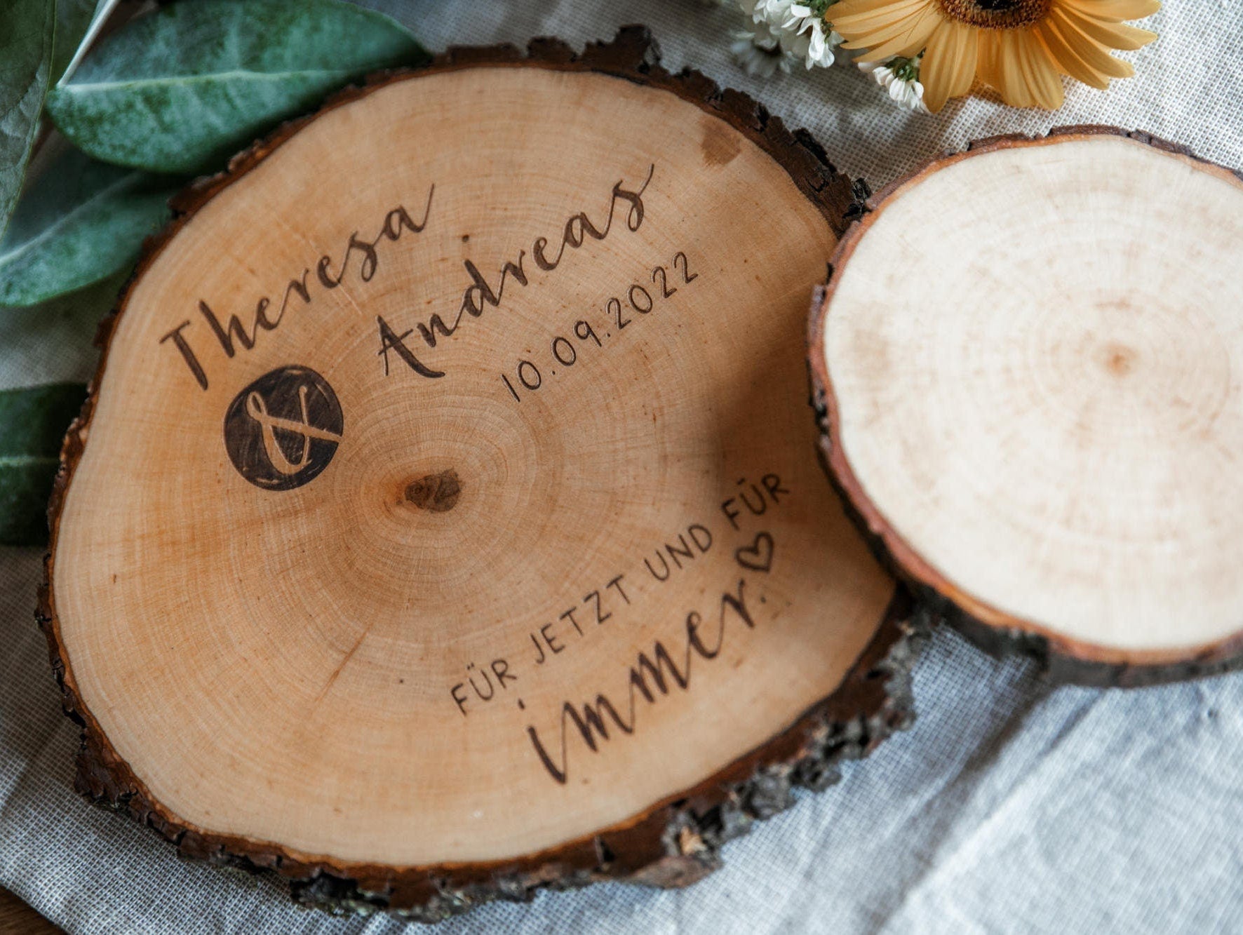 Ringkissen aus Holz für Hochzeit I Personalisierte Ringscheibe