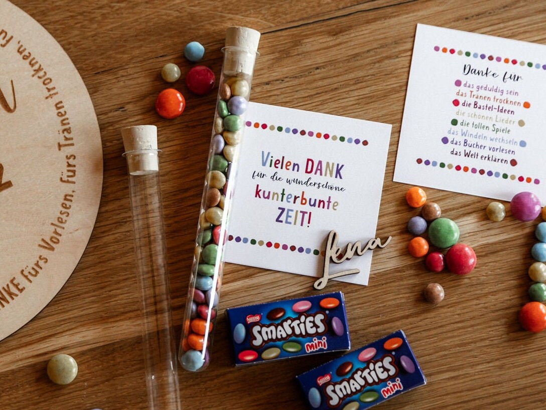 Abschiedsgeschek Kindergarten für Erzieherin / Personalisierte Abschiedskarte mit Smarties und Name