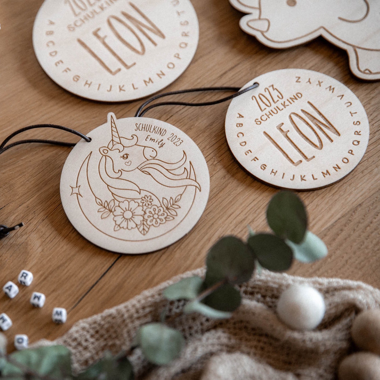 Personalisierter Schultütenanhänger aus Holz mit Einhorn | Zuckertüte Mädchen Anhänger Schultüte Geschenk Einschulung Schulanfang Schulkind