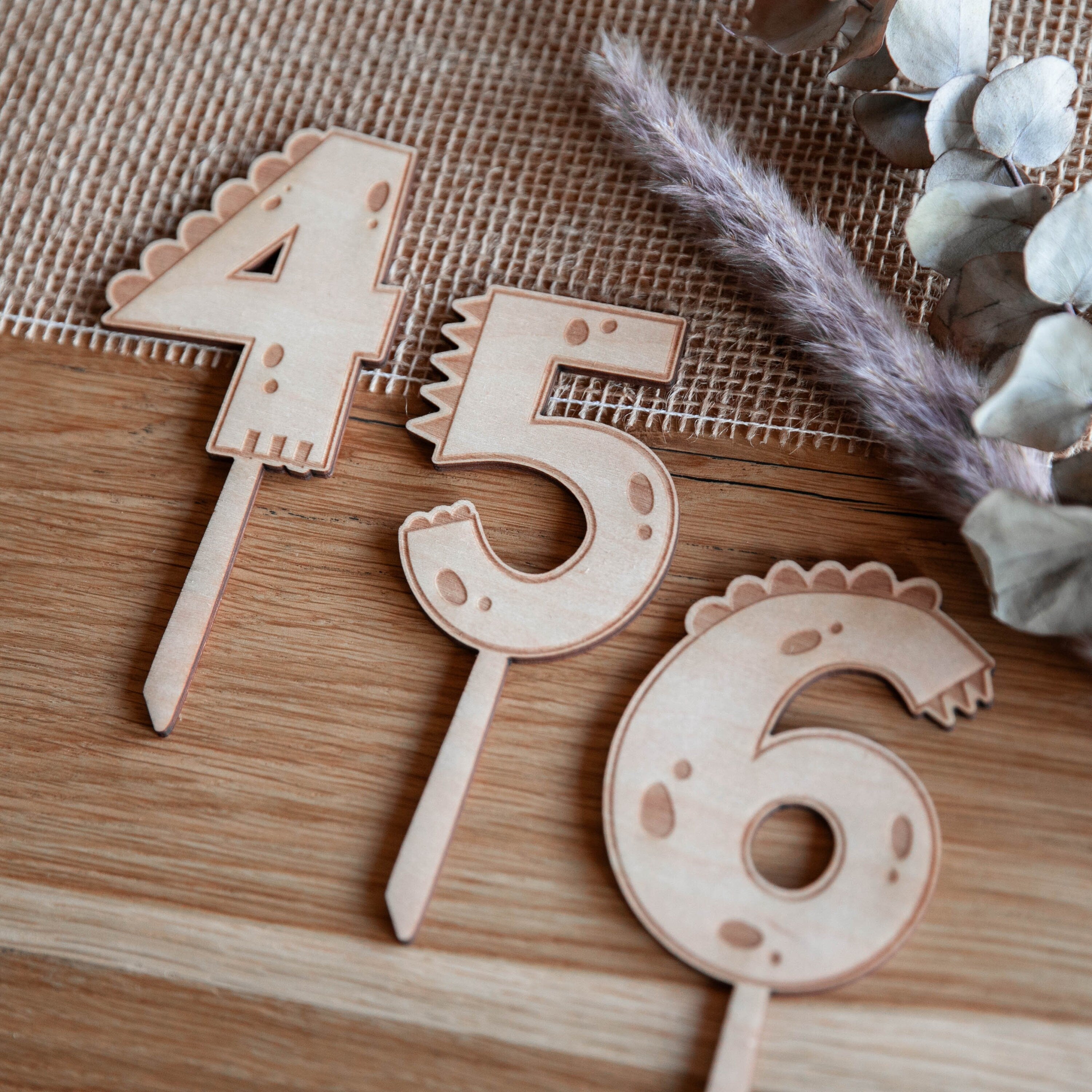 Cake-Topper Dino Geburtstag - Dinogeburtstag - Geburtstagskuchen - Dino-Zahlen