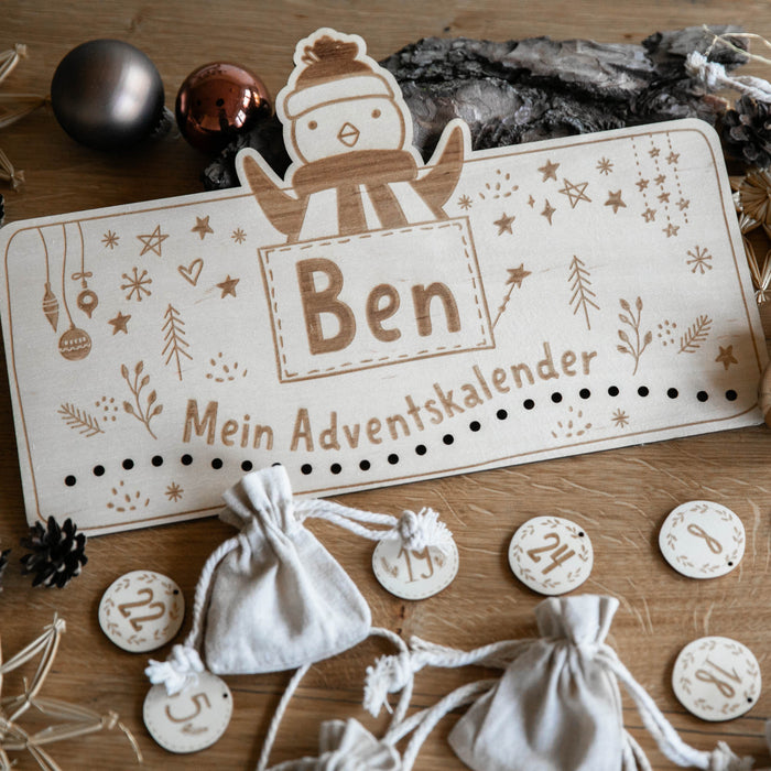 Personalisierter Adventskalender zum Befüllen aus Holz mit Säckchen und Holzzahlen / Adventskalender aus Holz mit Namen graviert