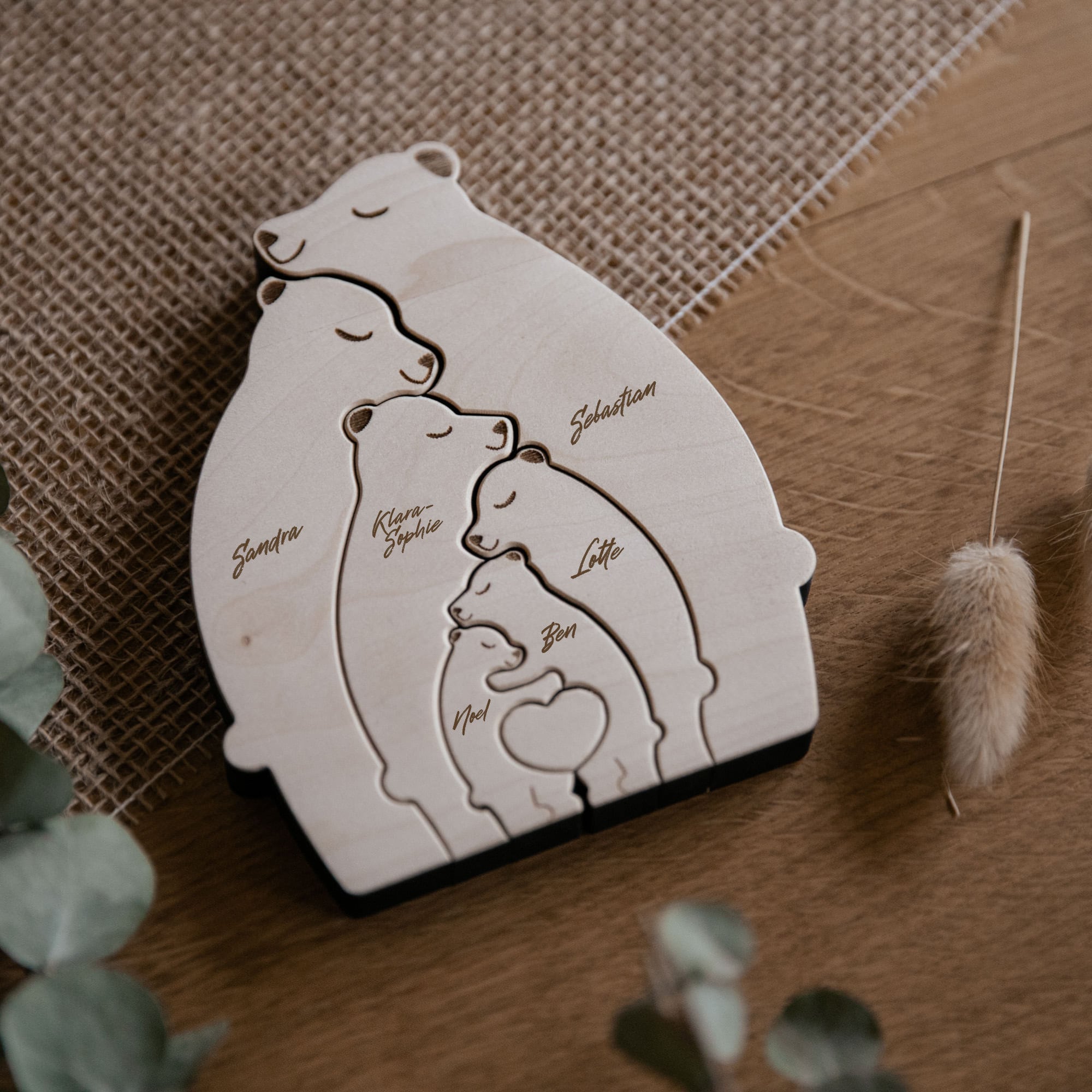 Personalisierte Bärenfamilie aus Holz mit 1 bis 4 Kinder / Familienpuzzle Bären / Bären aus Holz mit Namen graviert / Weihnachtsgeschenk