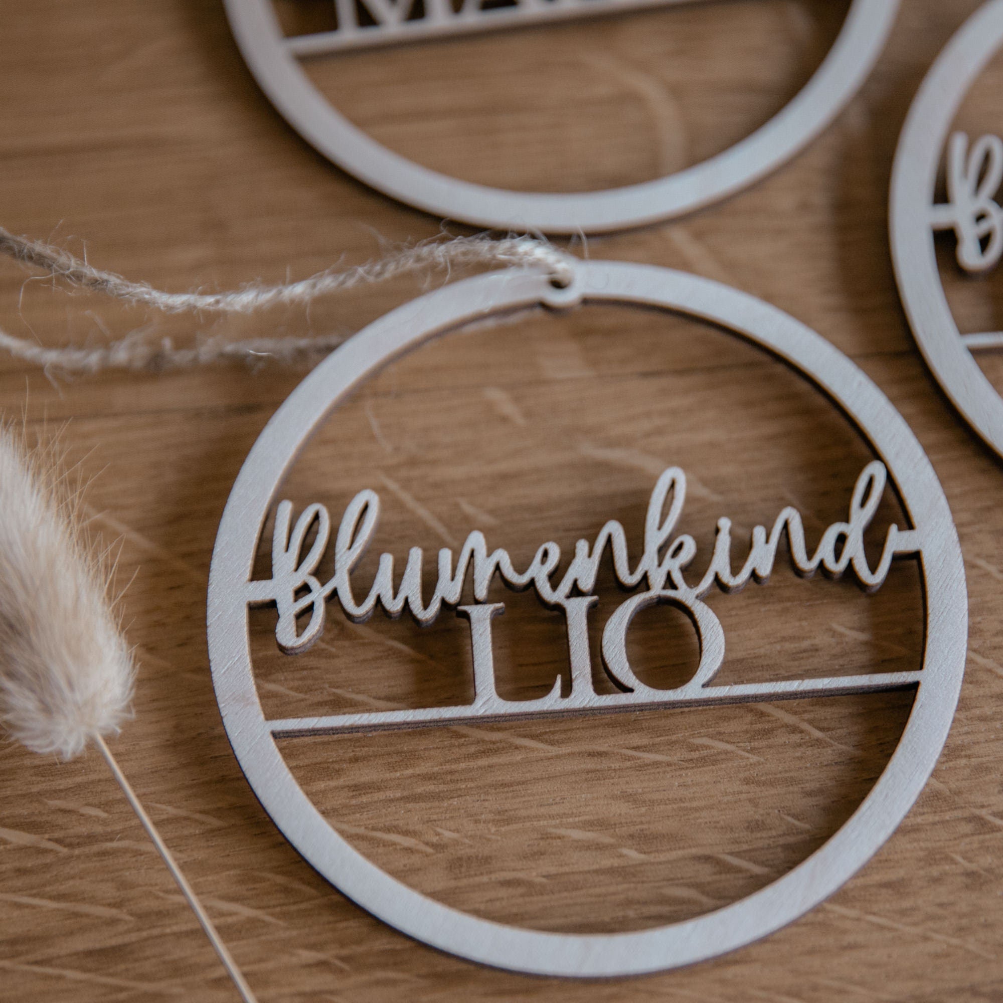 Personalisierter Blumenkindanhänger / Blumenkind Anhänger mit Name