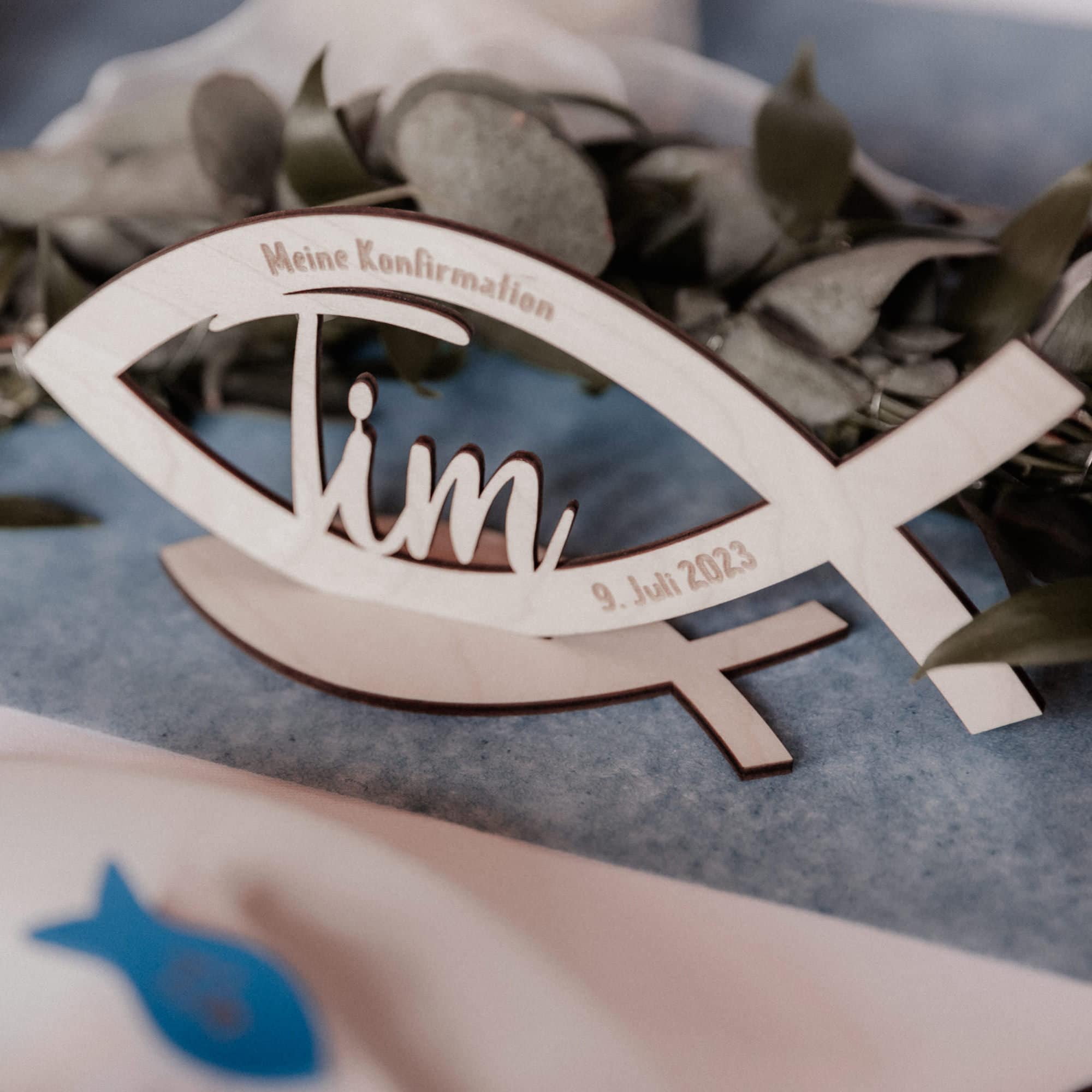 Laserhelden Shop - Personalisierer Fisch aus Holz für Konfirmation, Taufe, Kommunion, Firmung
