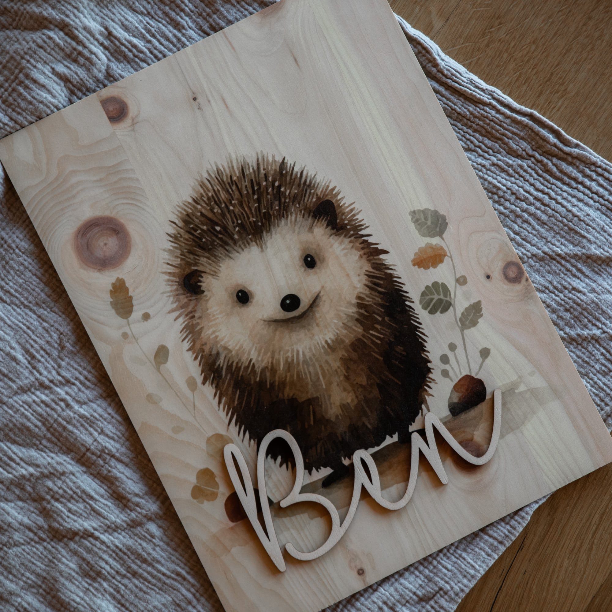 Personalisiertes Holzbild Igel A3 Kinderzimmer Poster / Babyzimmer / Namensschriftzug / Waldtiere Wandbild Holz / Poster Igel Geschenk Baby