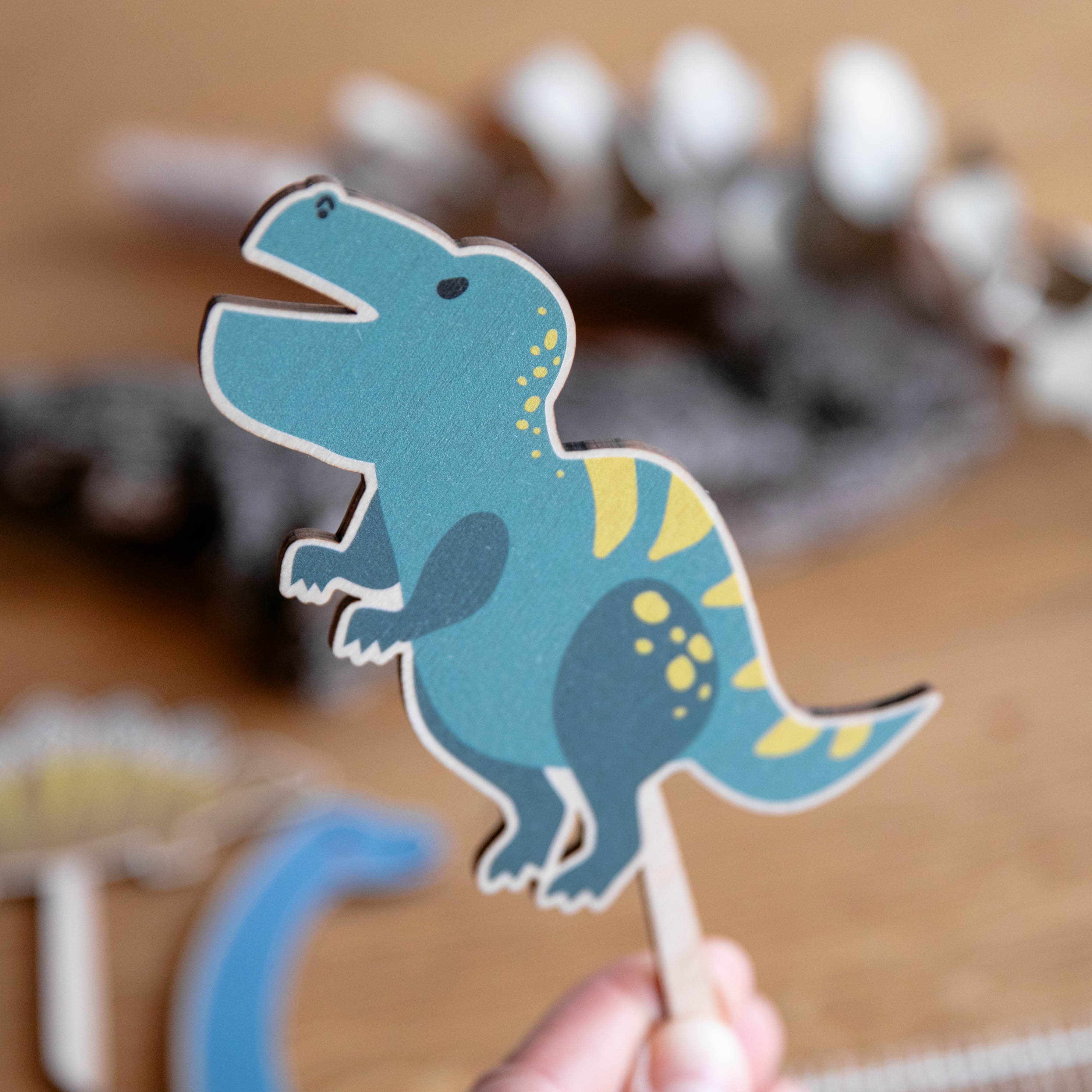 Caketopper mit Dinomotiv