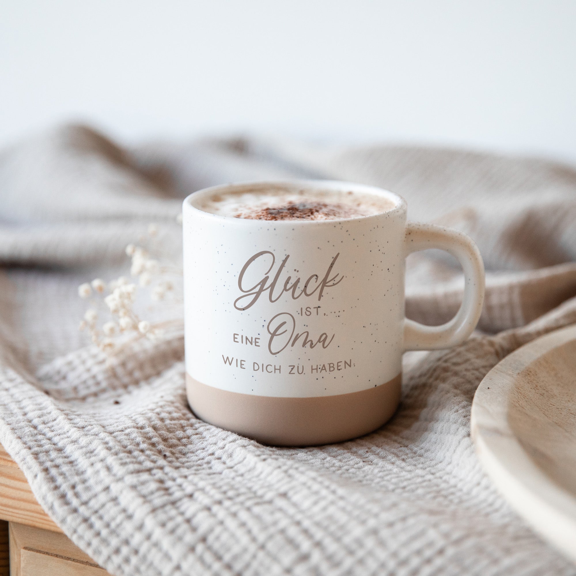 personalisierte Tasse - "Glück ist, eine Oma wie dich zu haben"