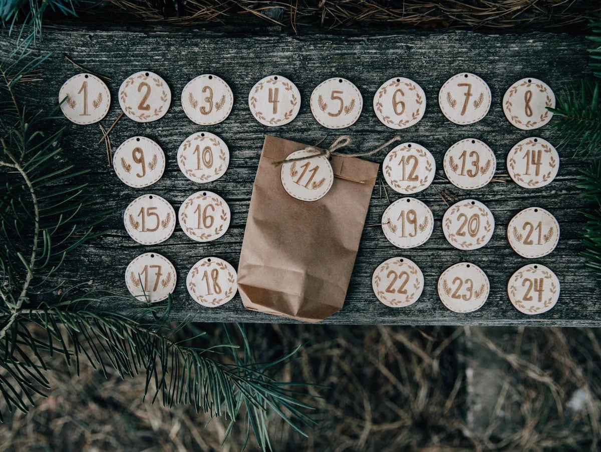 Adventskalender-Set zum Befüllen – personalisiert, mit Holzzahlen