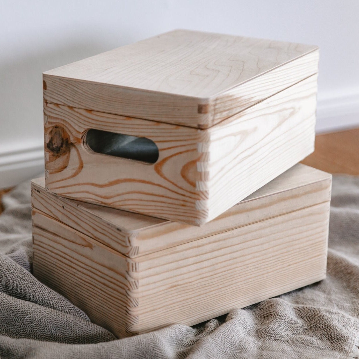 Erinnerungskiste Hochzeit / Personalisierte Holzkiste Hochzeit / Geschenk Hochzeit mit Name / Braut & Bräutigam / Hochzeitsgeschenk