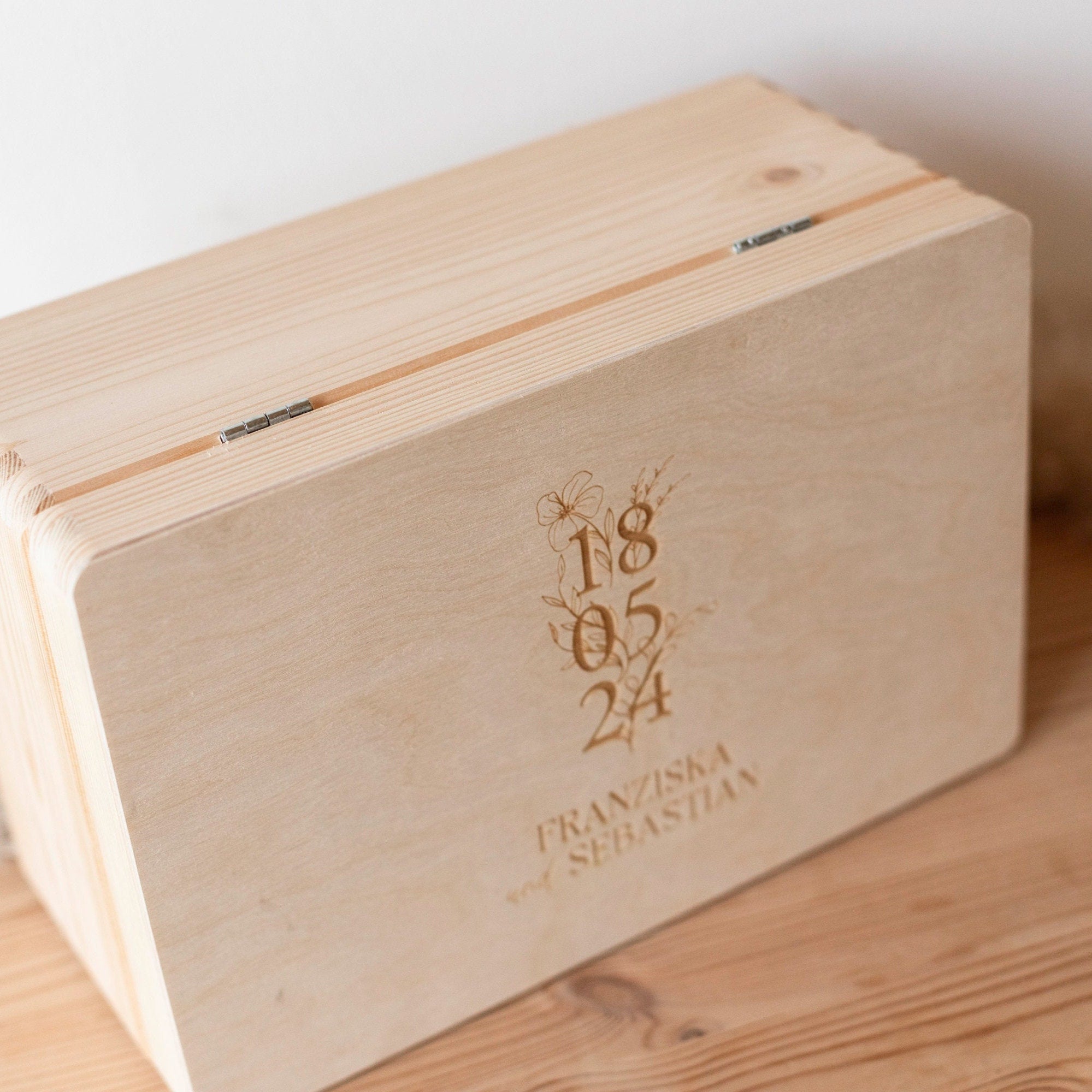 Erinnerungskiste Hochzeit / Personalisierte Holzkiste Glückwunschkarten / Geschenk Hochzeitsdatum /Geschenketisch Karten Aufbewahrung