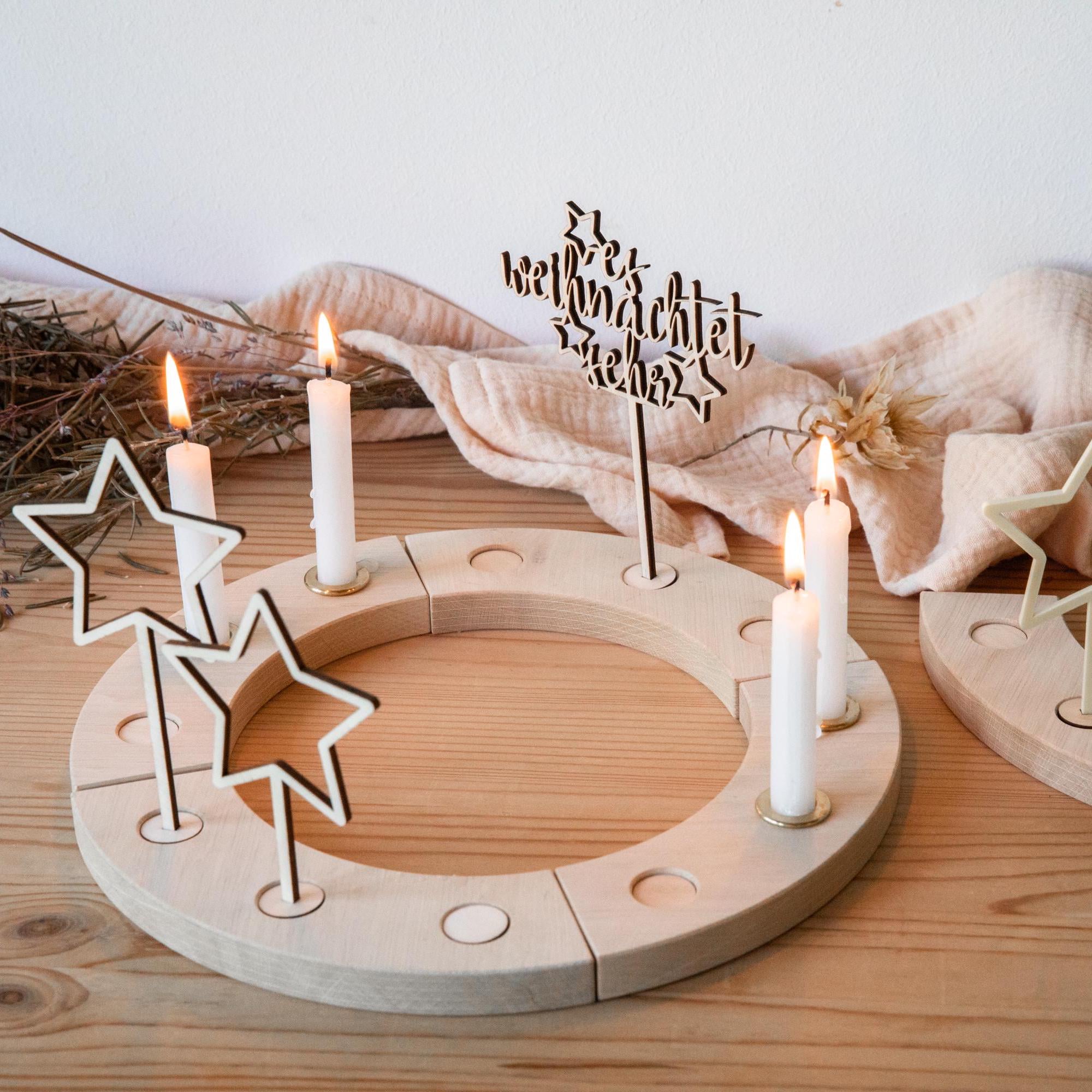 Adventsring Kerzen / Adventskranz Holz / Holzkranz Deko Winter / Adventsdeko Sterne / Weihnachtskranz / Holzteller modern Advent