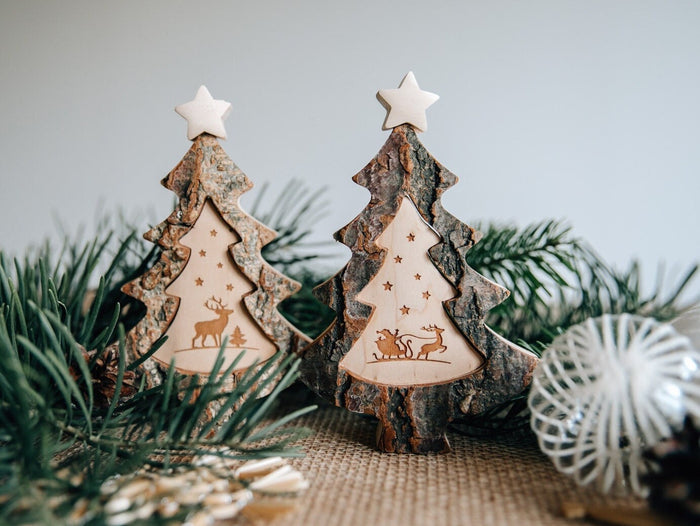 Weihnachtsbaum aus Holz mit Motiv Schlittenfahrt oder Hirsch / Winterdekoration Tischdeko