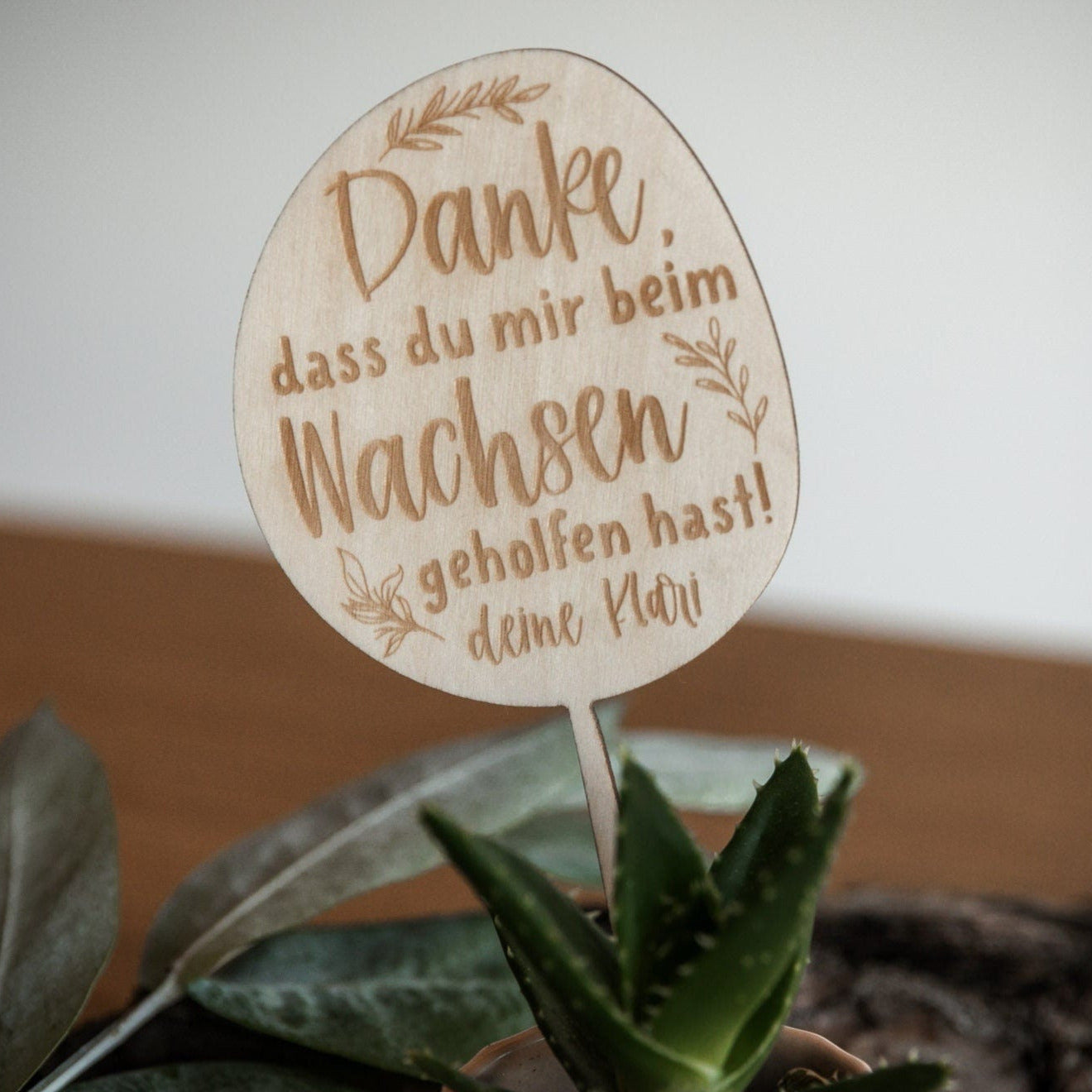 Personalisierter Blumenstecker Erzieherin / Geschenk zum Abschied für Erzieherin / Pflanzenstecker aus Holz