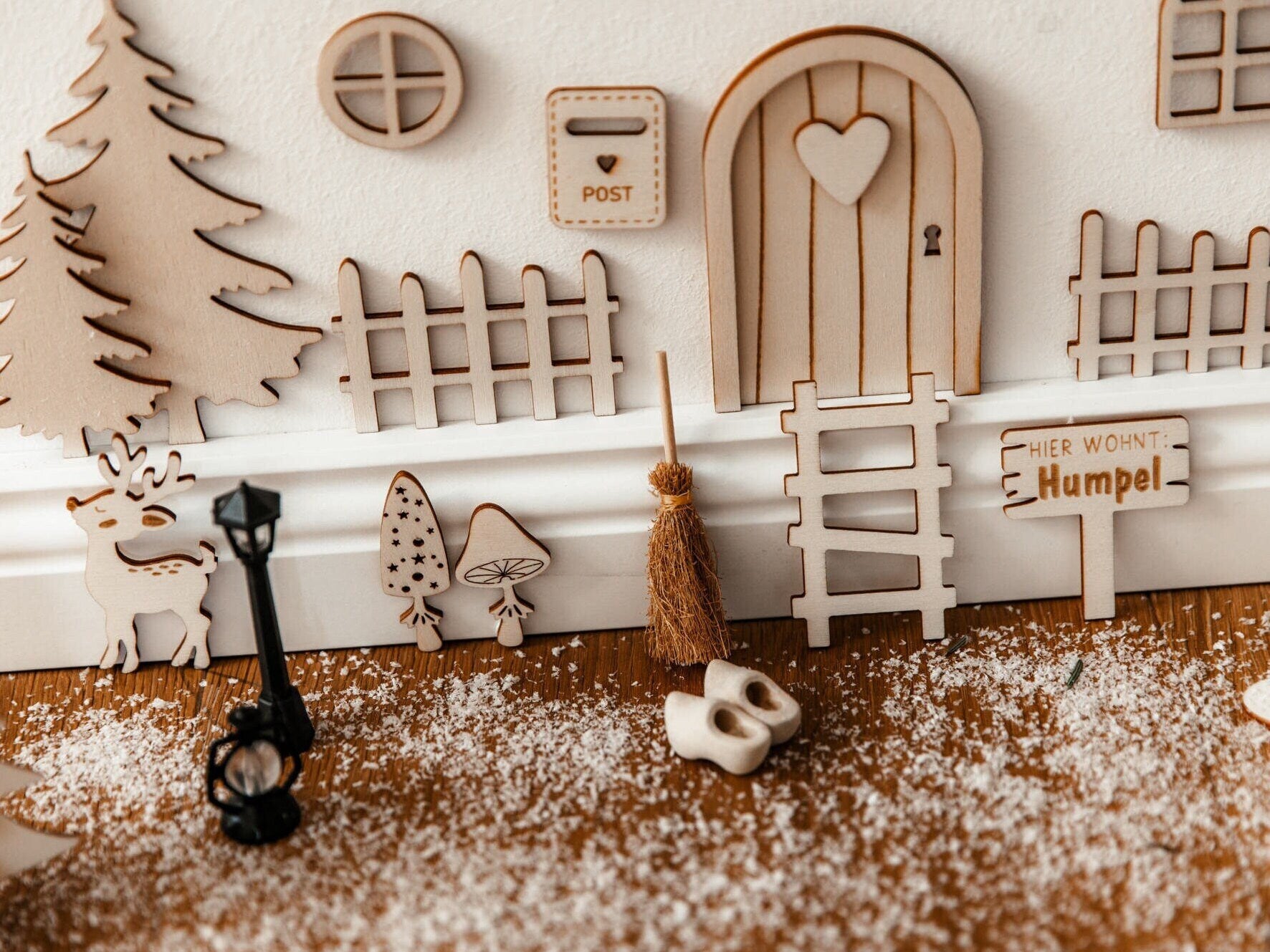 Wichtel Besen / Wichteltür Zubehör für Weihnachten / Miniatur Besen