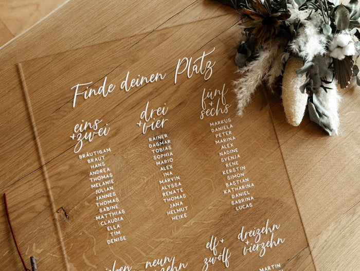 Sitzplan aus Acrylglas zur Hochzeit personalisiert mit euren Wunschnamen